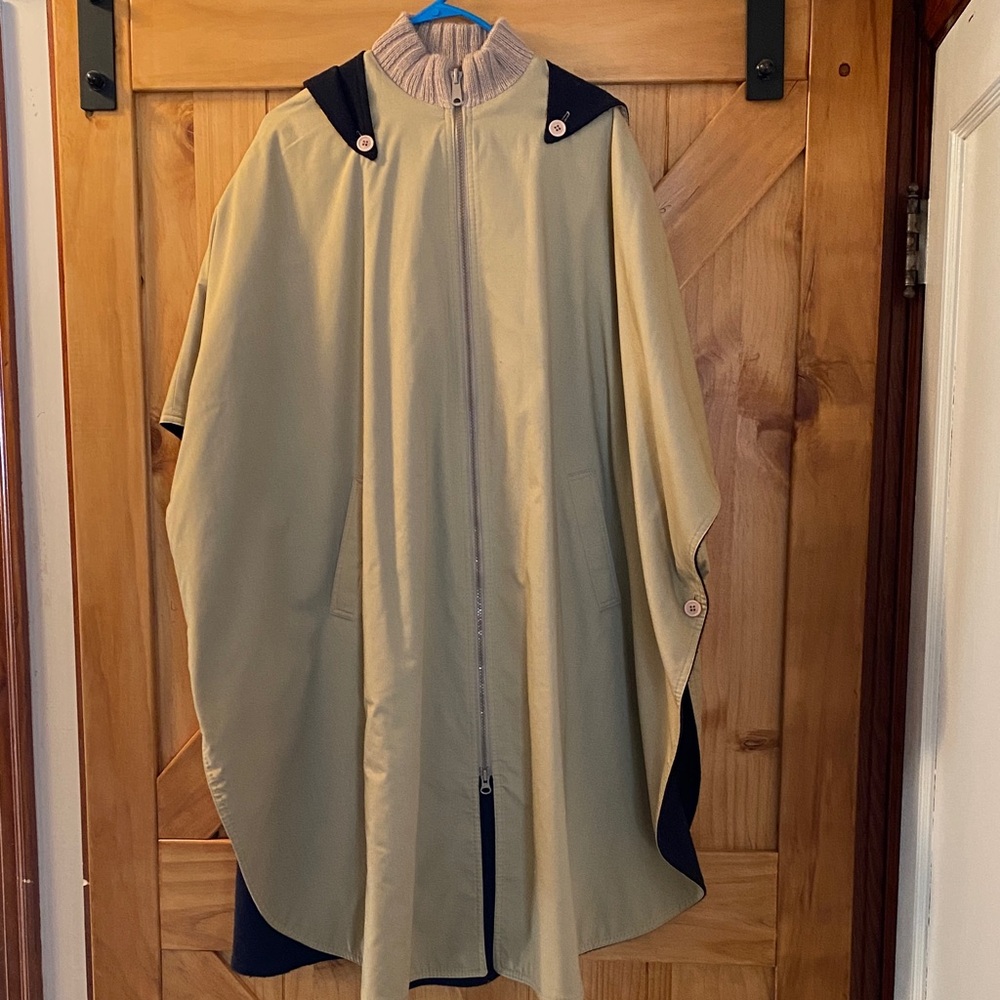Cape coat - image 1
